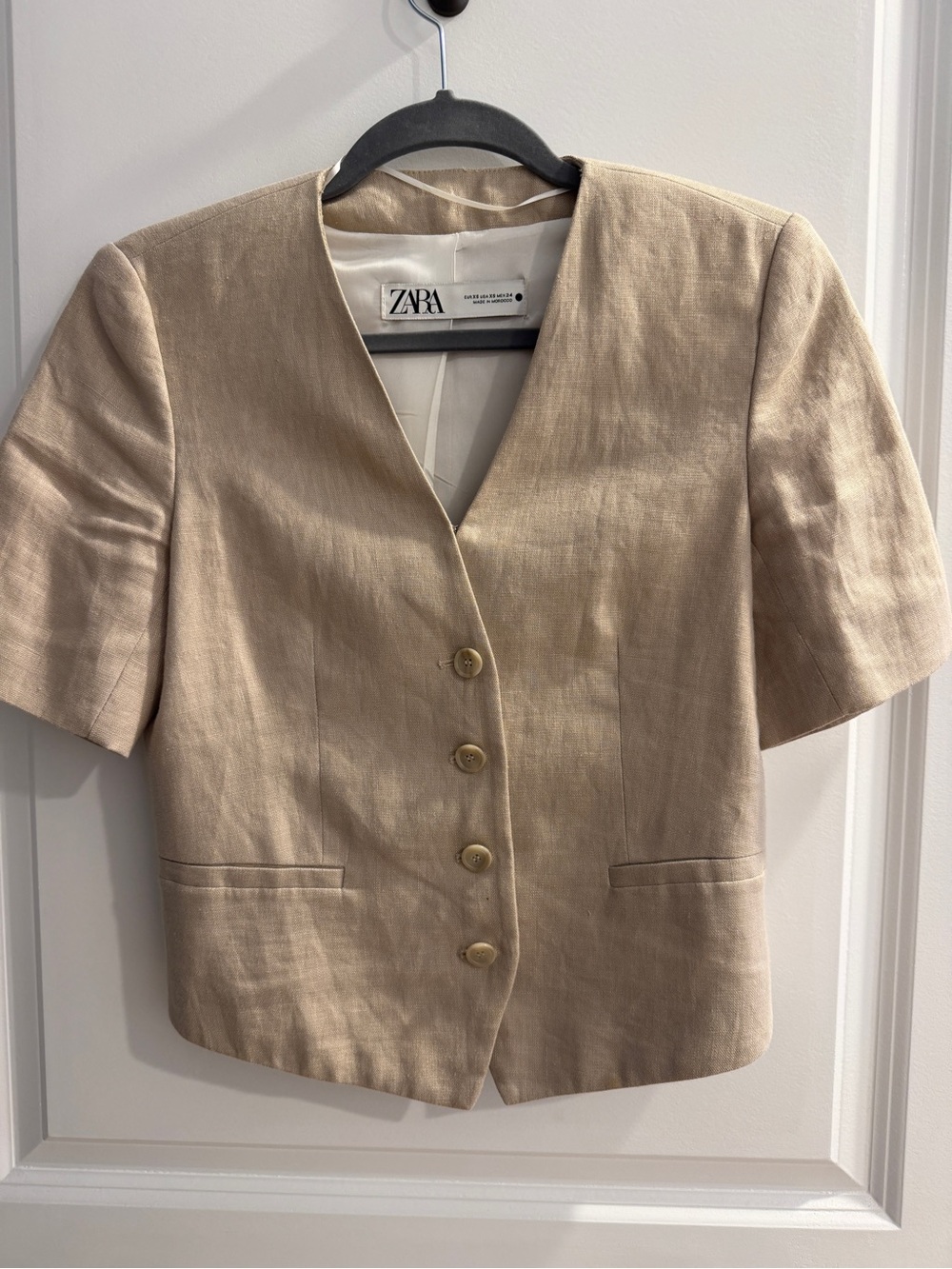 Zara Short Sleeve Linen-Blend Blazer in Light Beige
